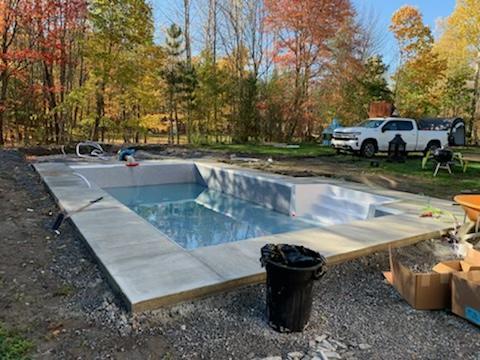 Entreprise de réparation de piscine Laval