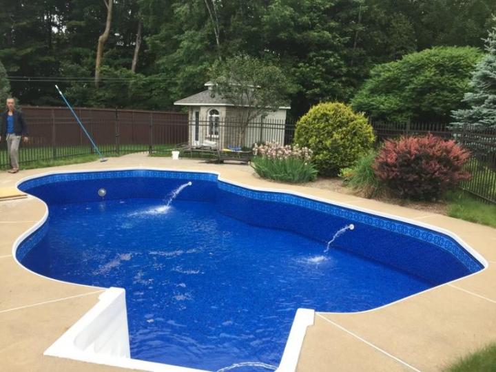 Toile de piscine Laval