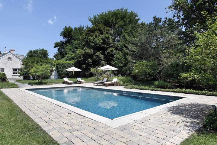 Piscine privée Laval